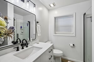 Arthur Moore Dr-S1209-048.jpg