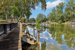 Arthur Moore Dr-S1209-069.jpg