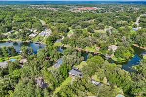 Arthur Moore Dr-S1209-079.jpg