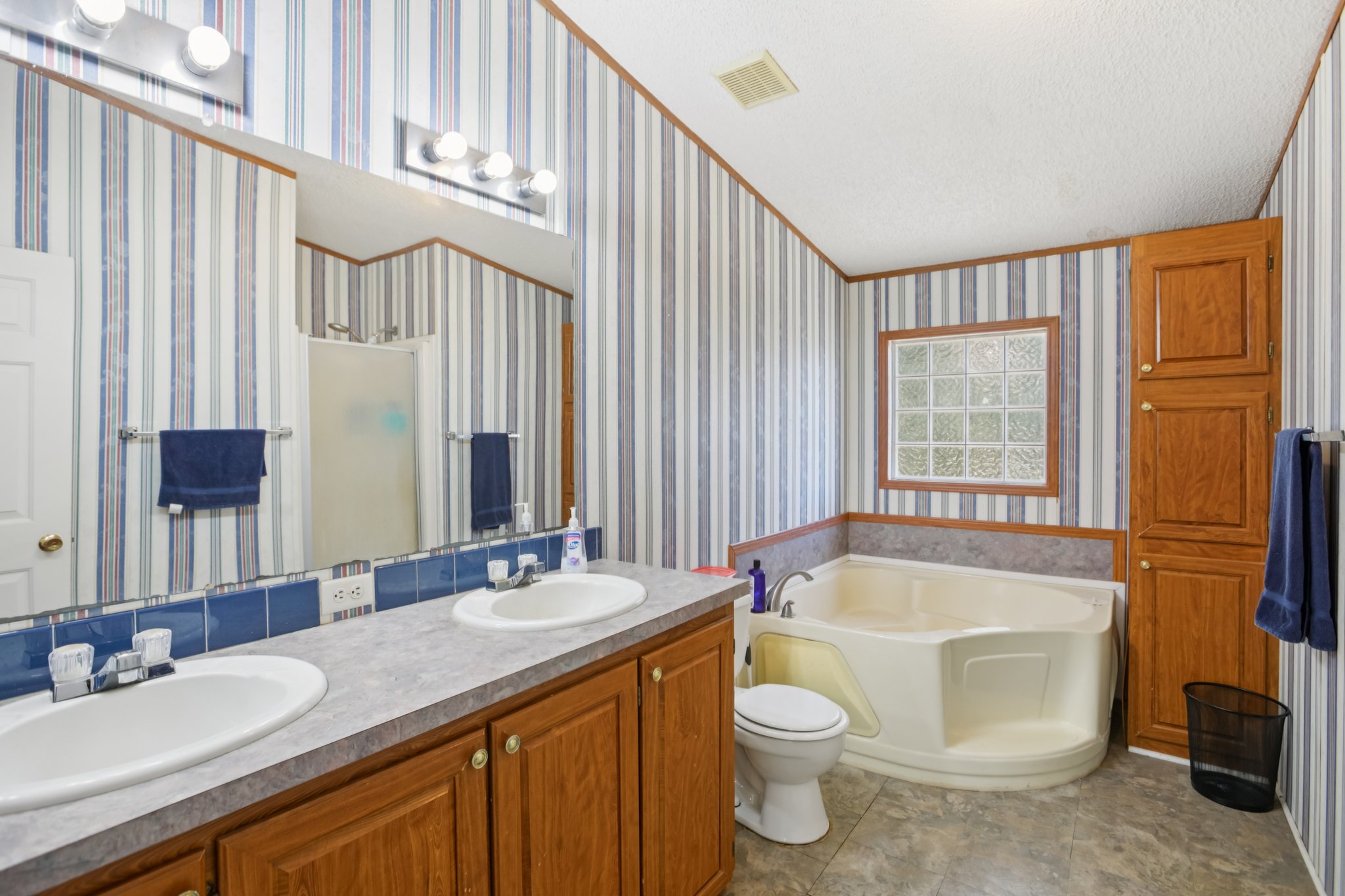 Silver Mine Rd-S0701-031.jpg