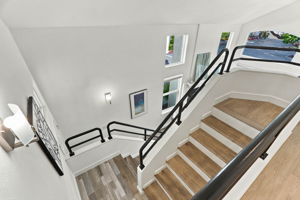 016_F8_6985 Rodling Dr A