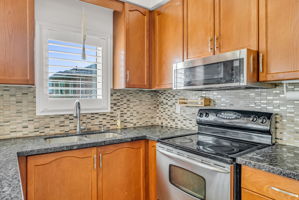 18-kitchen2