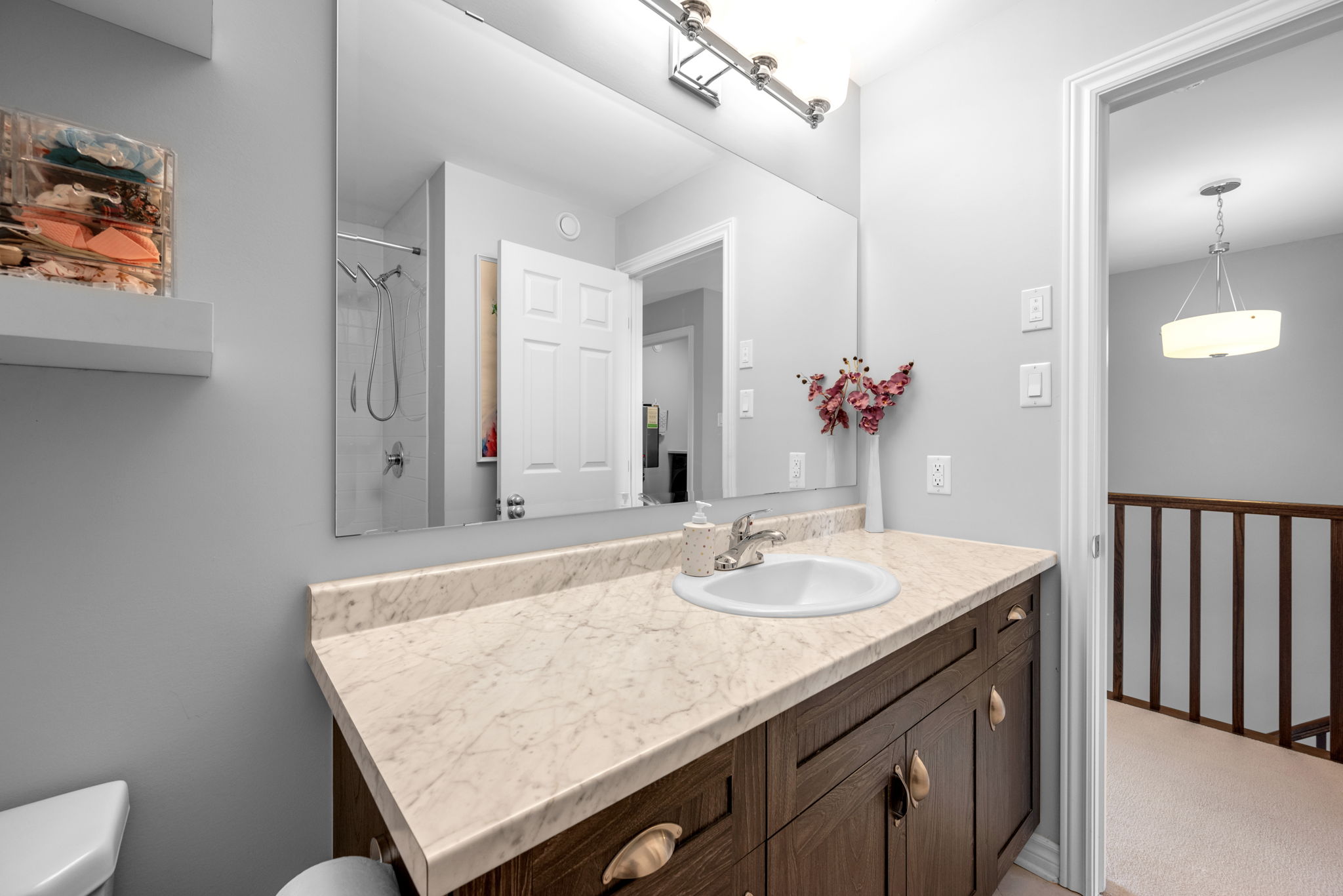  Photo 49