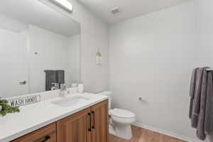 unit 2413-033