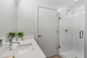 unit 2413-037
