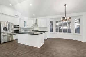 W Firebird Dr-S1001-014.jpg