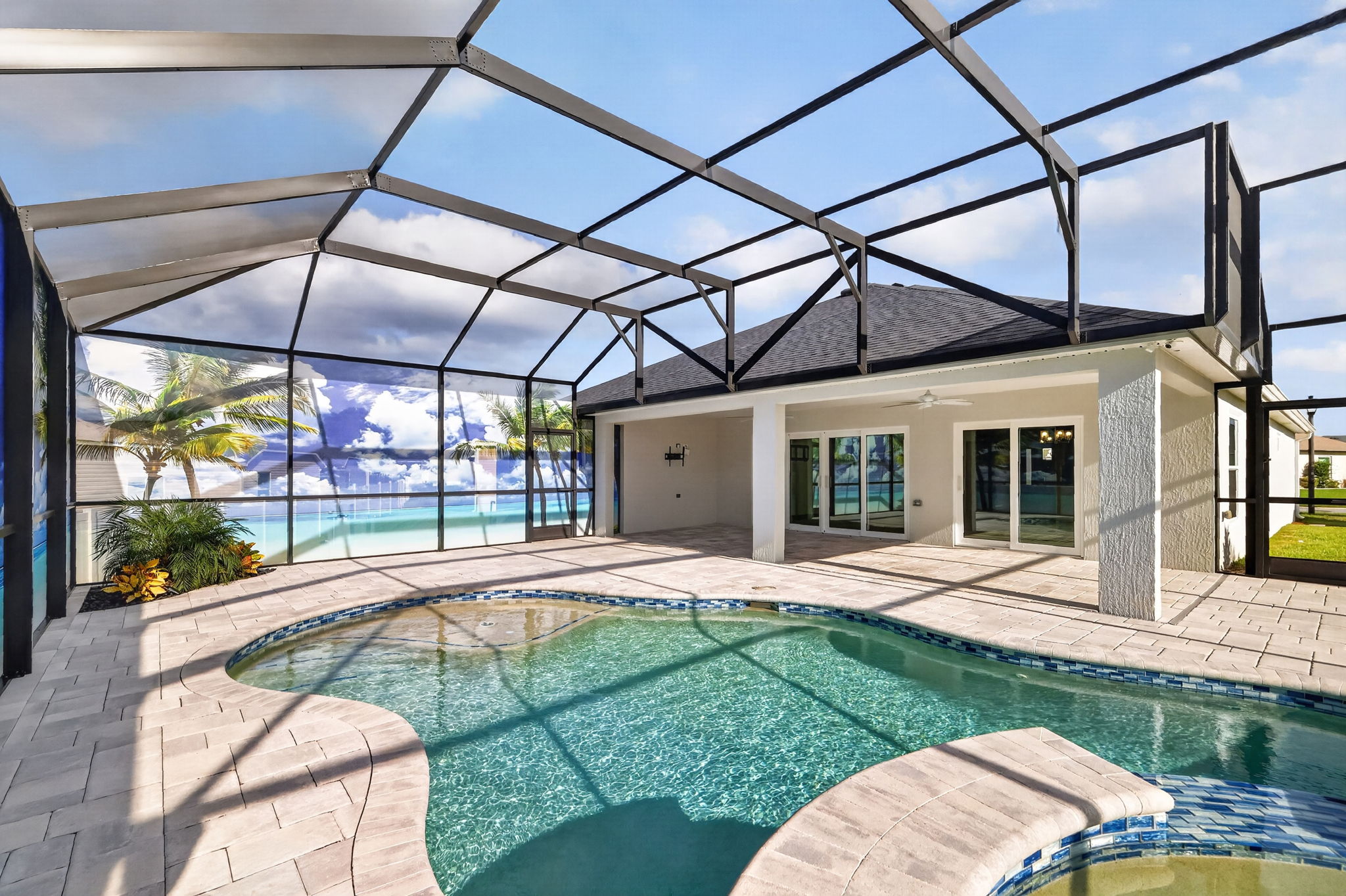 Private Paver Lanai, Swimming Pool, and Spa!