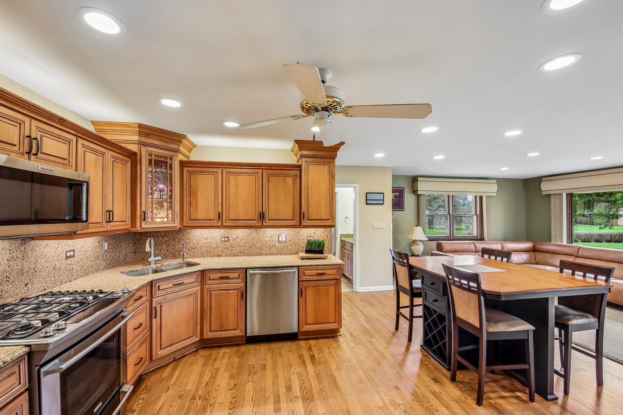 6N520 Andrene Ln-S1909-013.jpg
