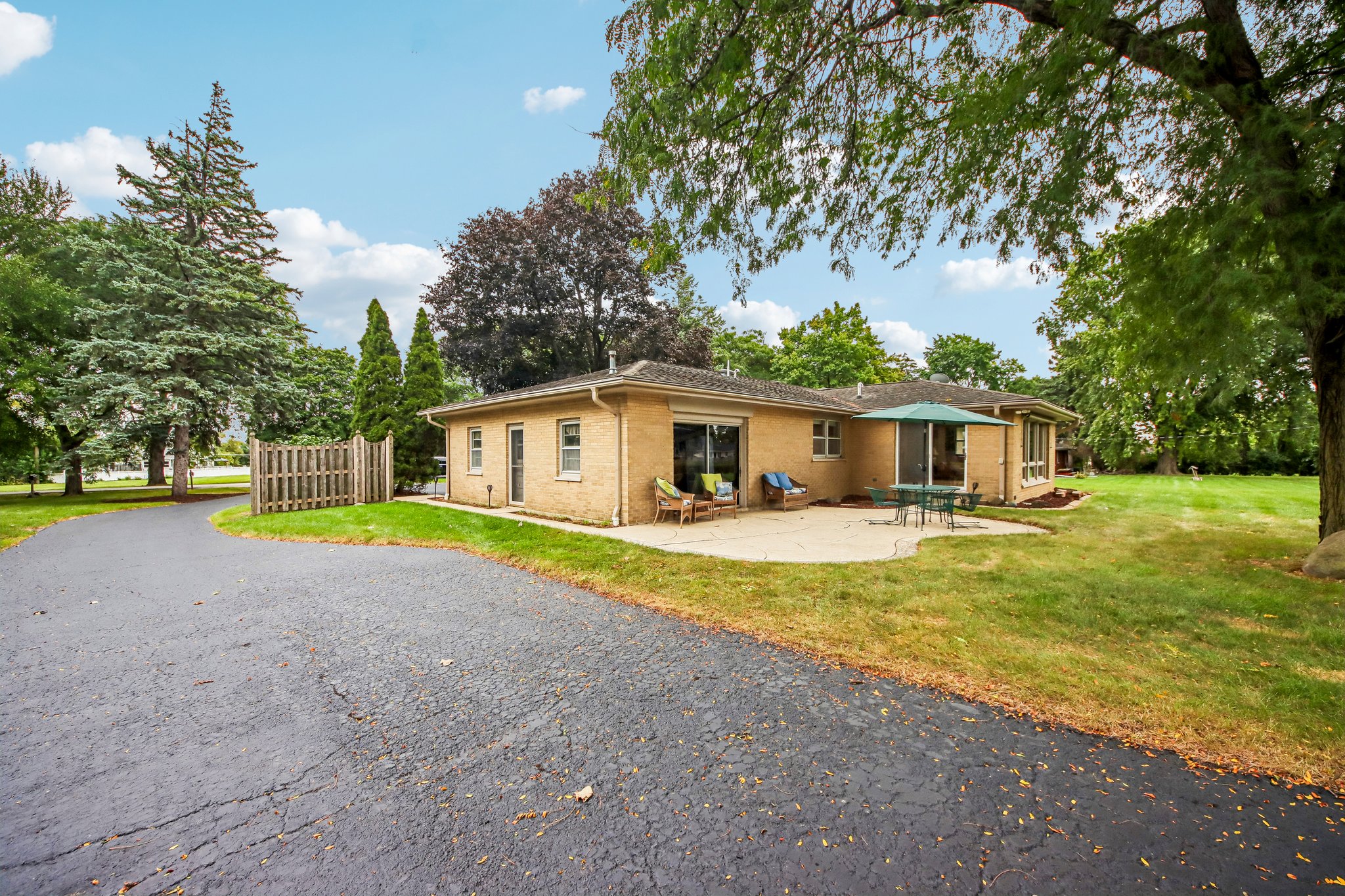 6N520 Andrene Ln-S1909-040.jpg