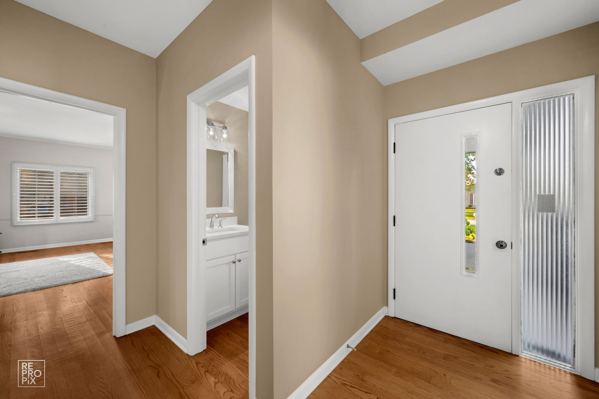 6S575 Bridlespur Dr, Naperville, IL 60540_002