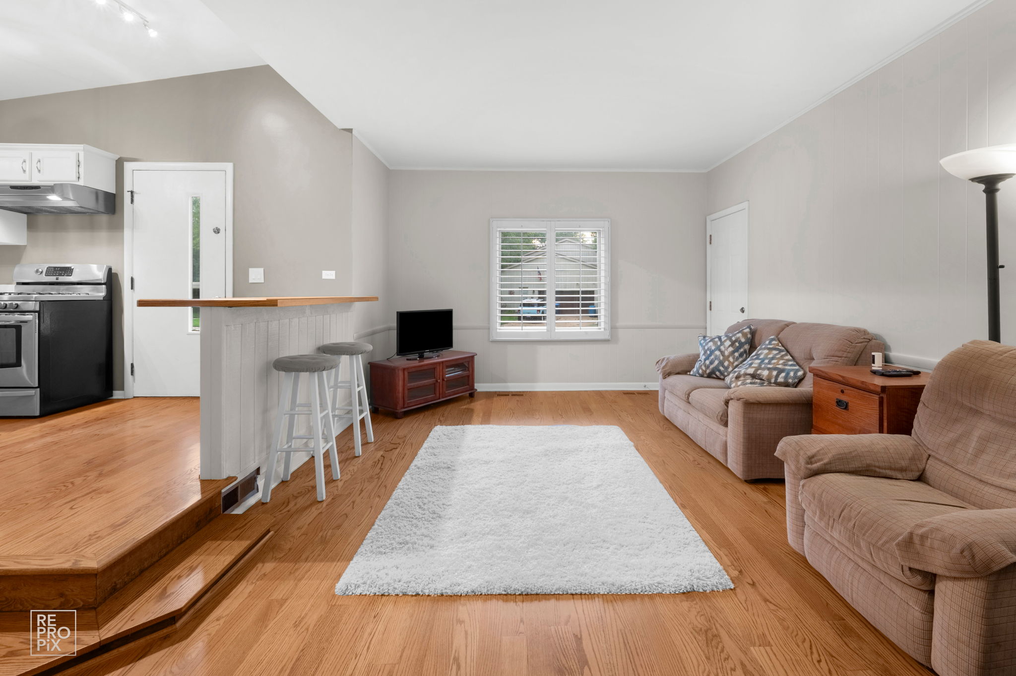 6S575 Bridlespur Dr, Naperville, IL 60540_004