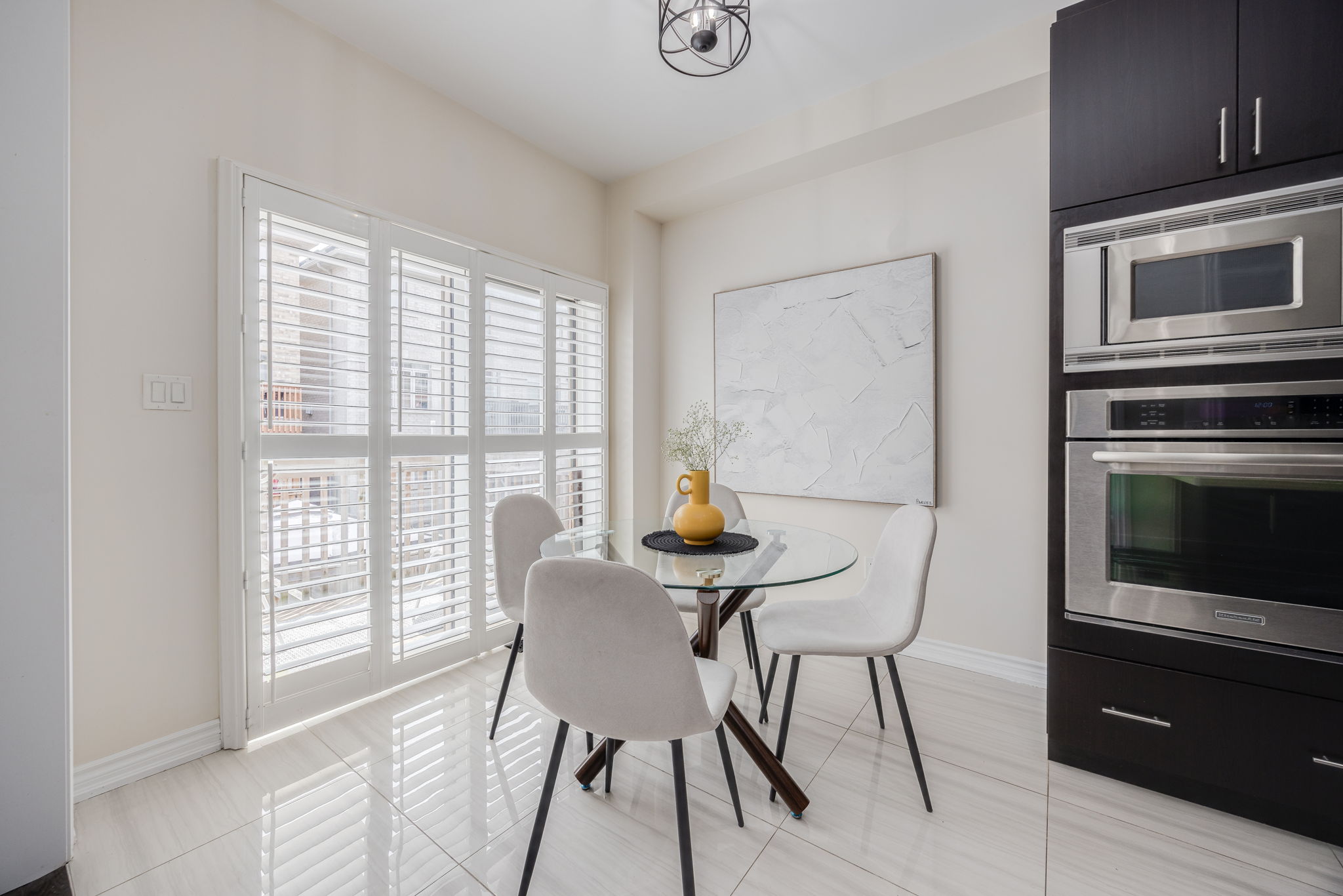 Toronto property showcase — delivered property photograph 17