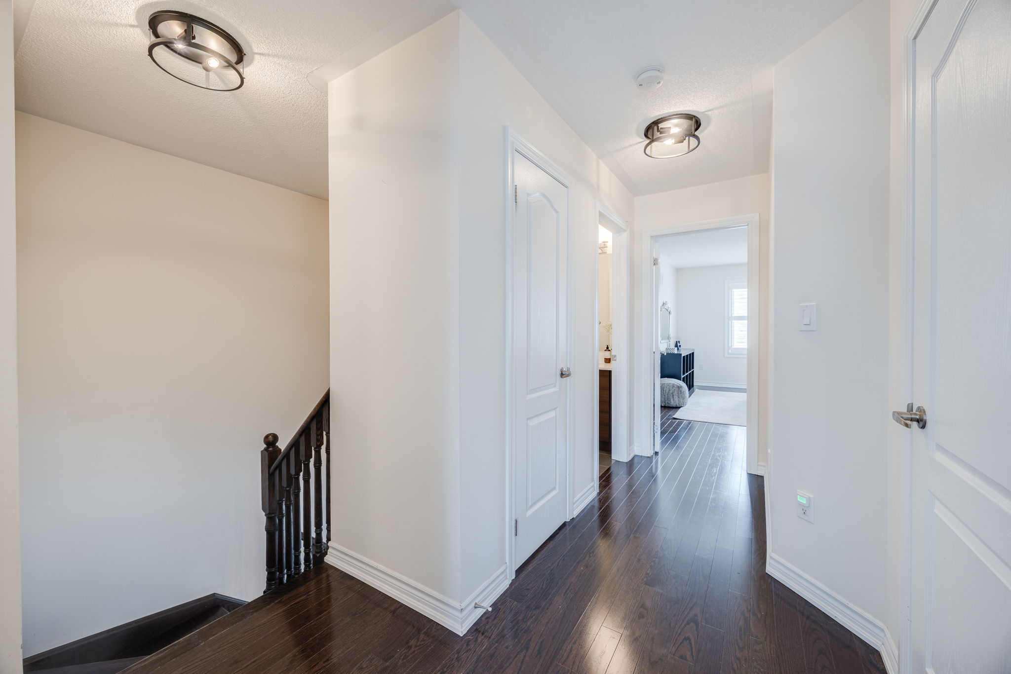 Toronto property showcase — delivered property photograph 24