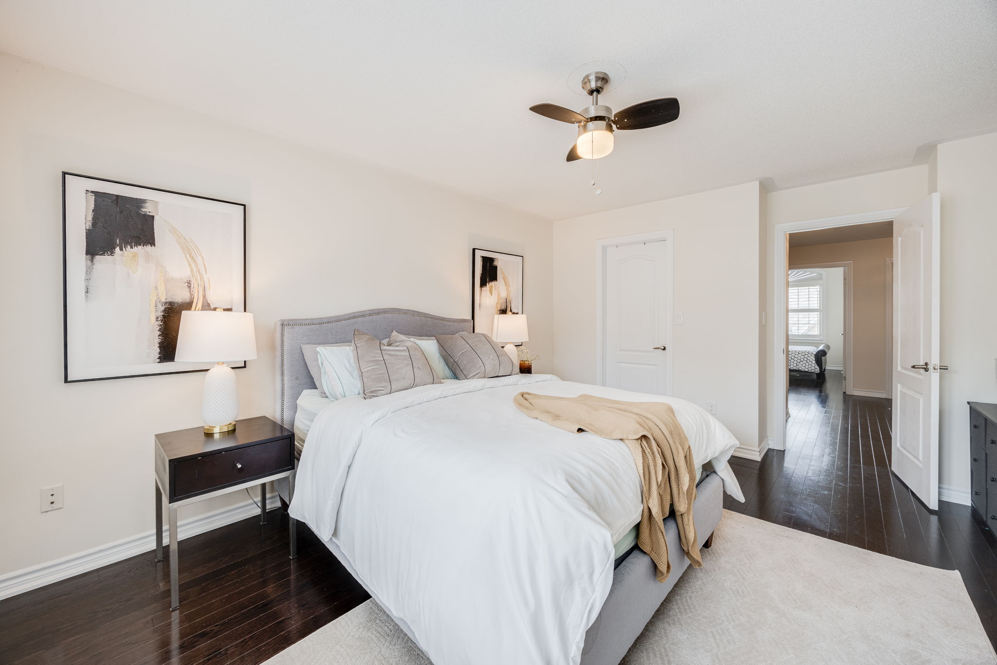 Toronto property showcase — delivered property photograph 32