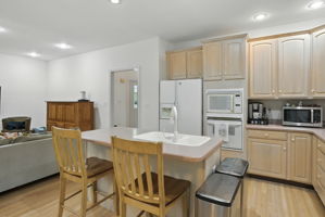  Photo 47