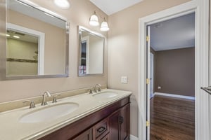 Ann Pl-S2708-033.jpg