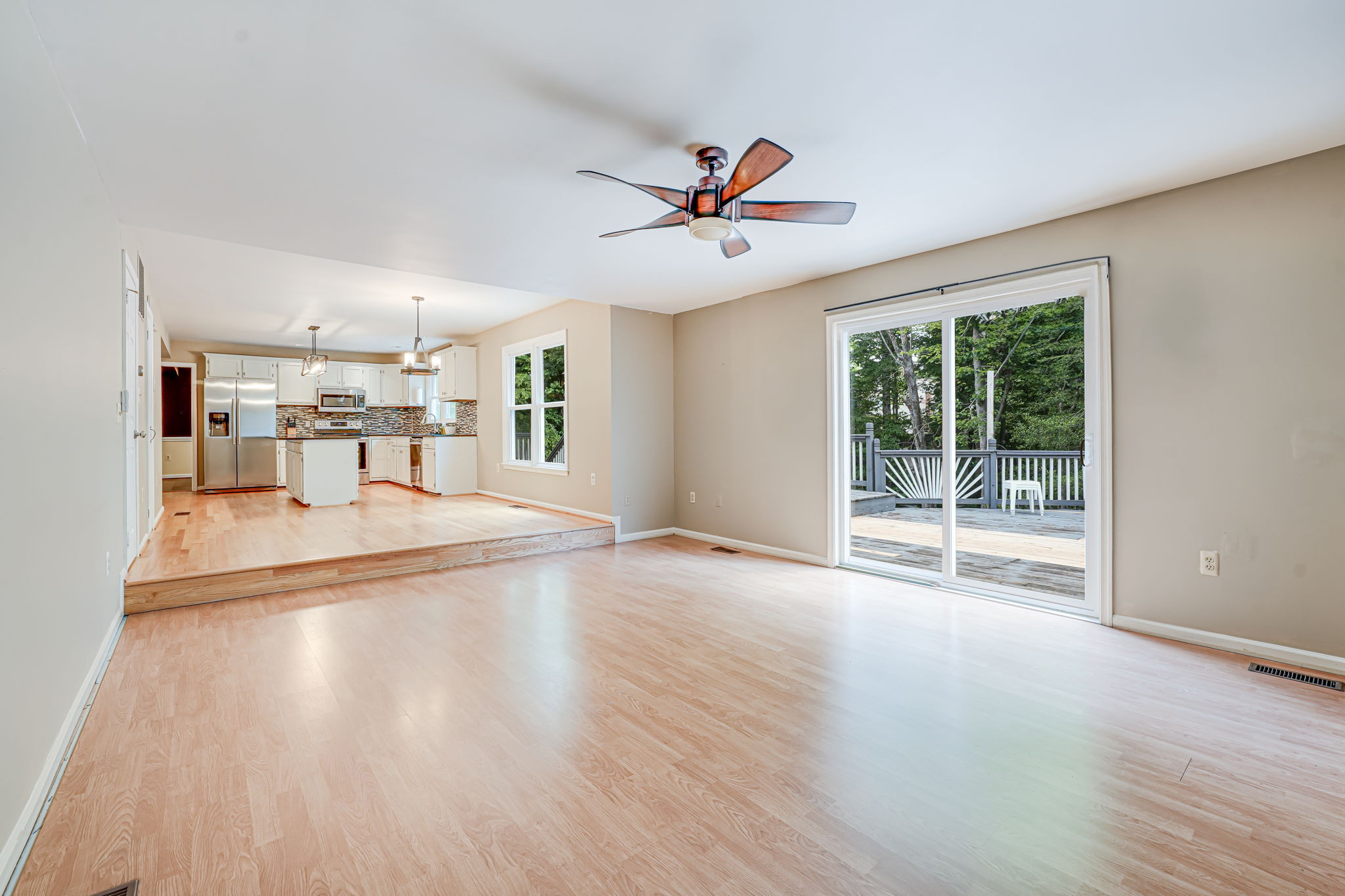 Slider out to large deck