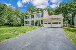 Spacious 4 bed, 3.5 bath home