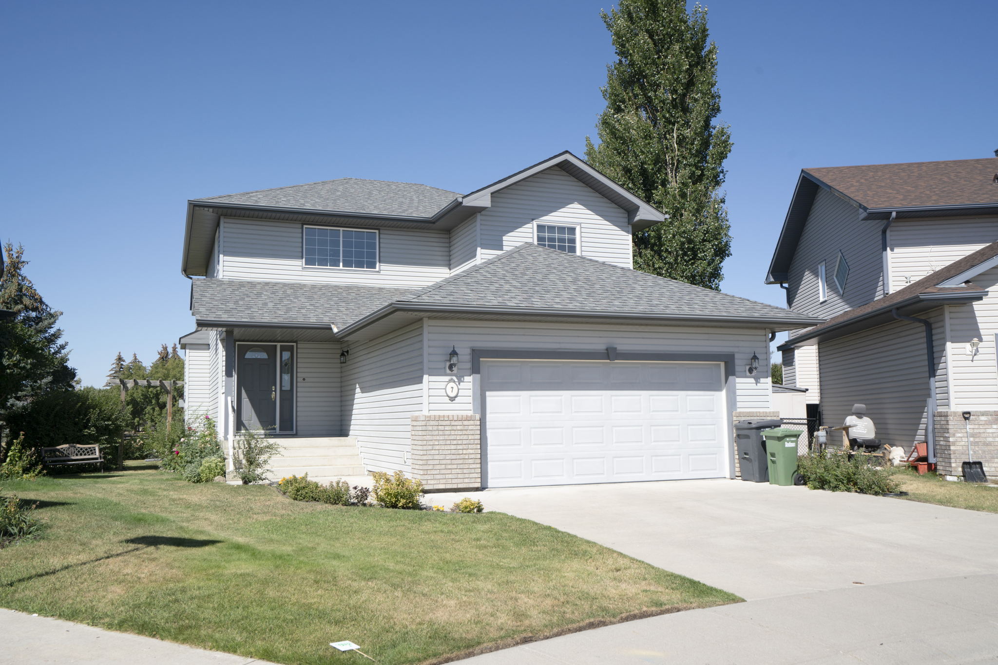 7 Aspen Landing, Strathmore, AB T1P 1R4, Canada Photo 3