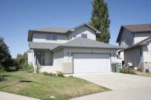 7 Aspen Landing, Strathmore, AB T1P 1R4, Canada Photo 2