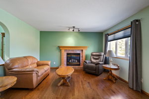7 Aspen Landing, Strathmore, AB T1P 1R4, Canada Photo 13