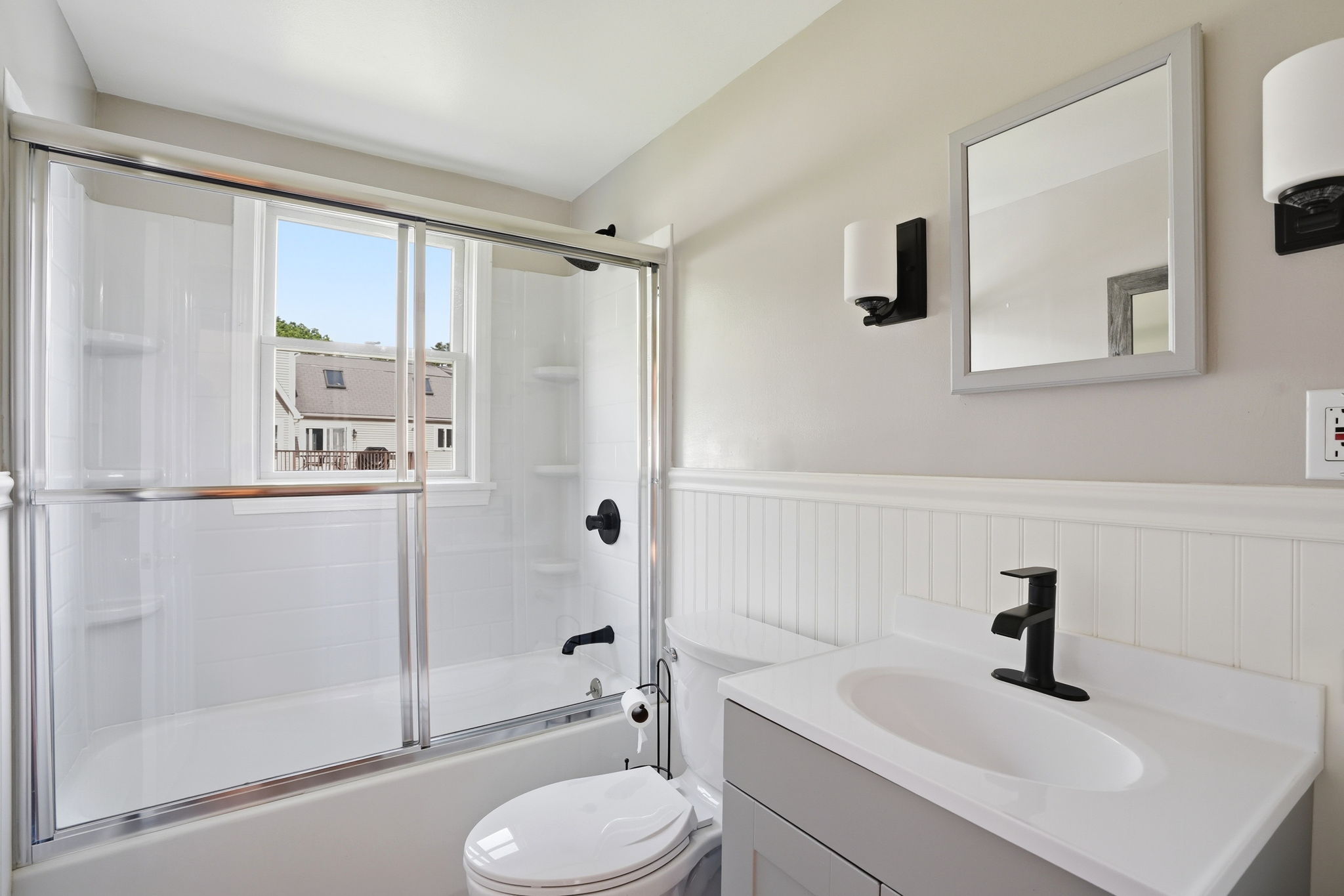 Full Bath - Main Level
