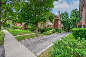 7 Bloomsgrove Ave, Port Hope, ON L1A 1X3, Canada Photo 4