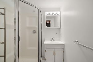 7 Bradford Ct, Marblehead, MA 01945, USA Photo 11