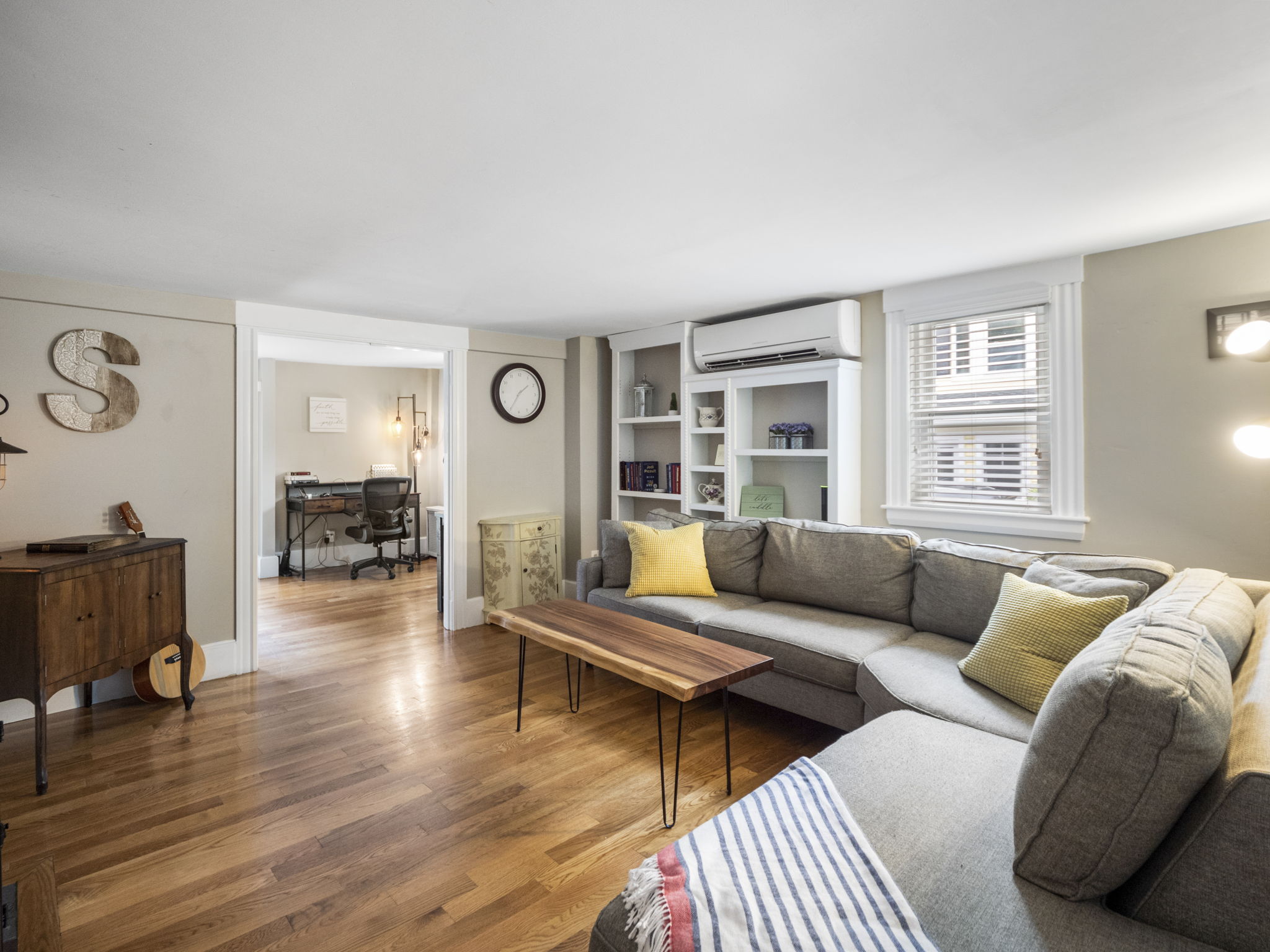 7 Canterbury St Andover MA-53