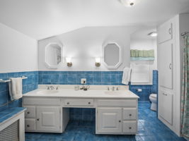 7 Canterbury St Andover MA-56