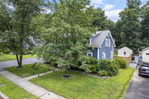 7 Canterbury St Andover MA-1