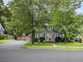 7 Canterbury St Andover MA-19