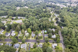 7 Canterbury St Andover MA-14