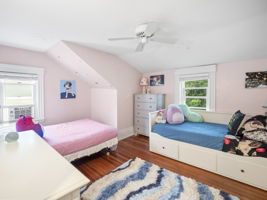 7 Canterbury St Andover MA-57