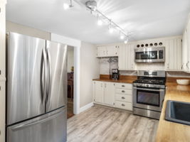 7 Canterbury St Andover MA-45