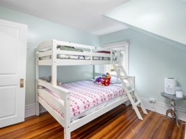 7 Canterbury St Andover MA-62