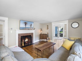 7 Canterbury St Andover MA-54