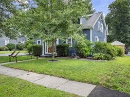 7 Canterbury St Andover MA-18