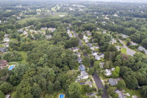 7 Canterbury St Andover MA-15