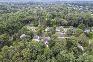 7 Canterbury St Andover MA-11