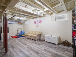 7 Canterbury St Andover MA-64