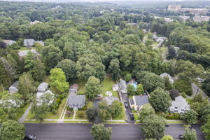 7 Canterbury St Andover MA-8