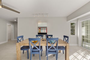 Dining Room 1 of 3