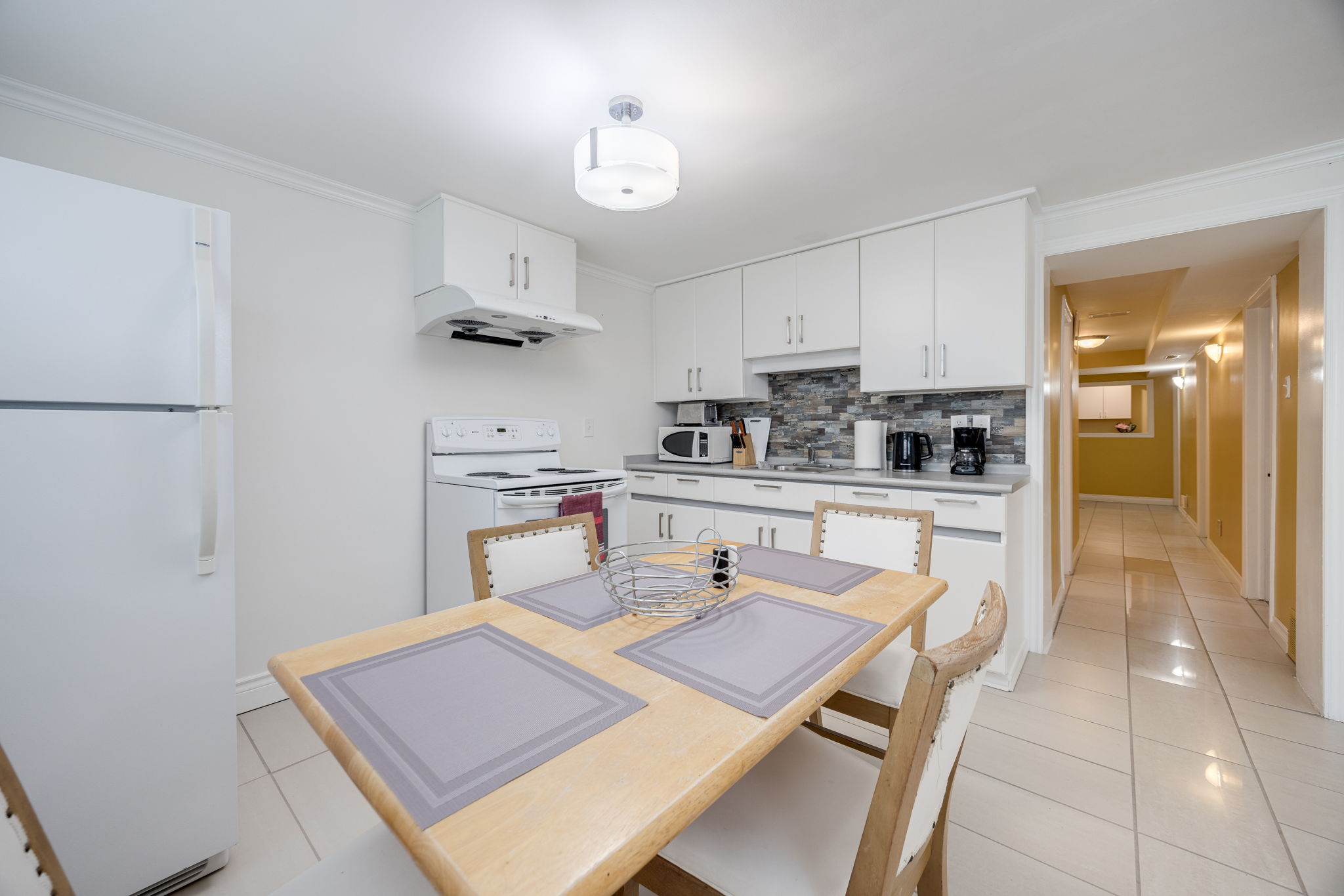 Toronto property showcase — delivered property photograph 23
