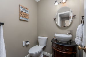  Photo 32