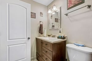 Derbyshire Ct-S2306-037.jpg