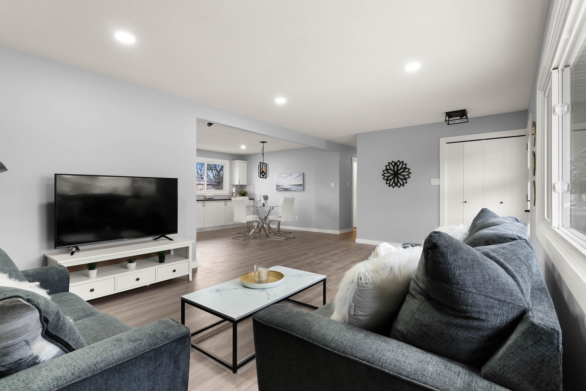 7 Donahue Ave Regina SK