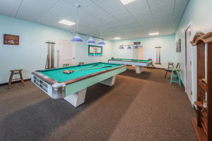 Community Billiards Room1c