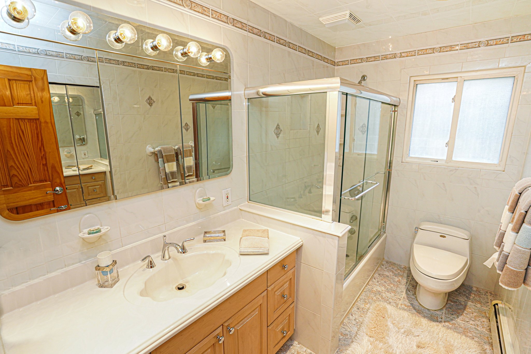 7 Falcon Pl, Huntington, NY 11743, US Photo 30