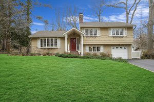 7 Falcon Pl, Huntington, NY 11743, US Photo 9